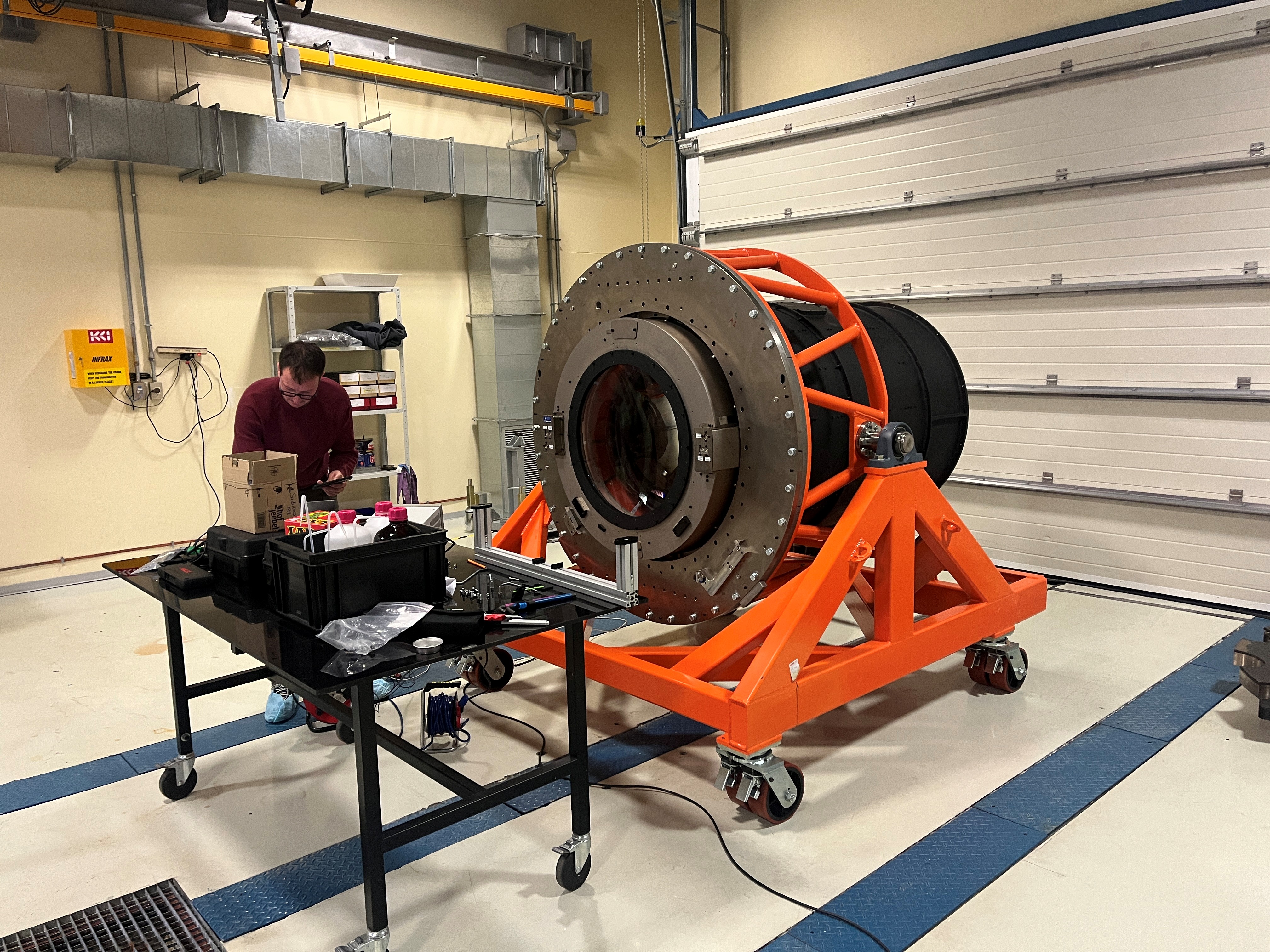 WFC in Paranal clean room during throughput measurement